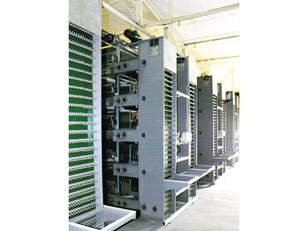 層疊式蛋雞籠養(yǎng)養(yǎng)雞設備